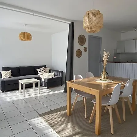 Appartamento Grand T2 Proche De La Plage Avec Terrasse Ensoleillee *